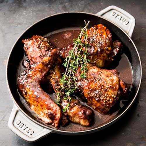 Coq au vin klassisch