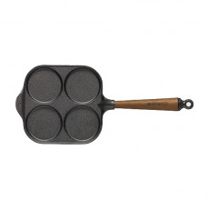 Skeppshult Walnut Egg Pan 20x20 cm - Cast Iron with Walnut Wood Handle