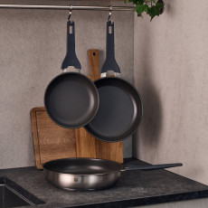 Zwilling Simplify frying pan 20 cm with non-stick coating - stainless steel