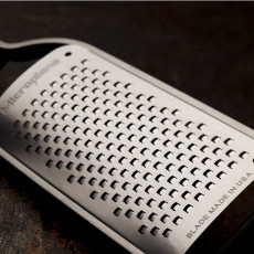 Microplane Master Series Coarse Grater - Walnut Wood Handle