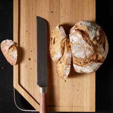 Rösle Masterclass Bread Knife 20 cm - CVM Steel Blade with Walnut Wood Handle