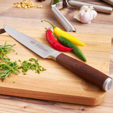 Rösle Masterclass meat knife 18 cm - CVM steel blade with walnut wood handle
