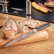 Rösle Tradition Bread Knife 20 cm - CVM Steel Blade with POM Plastic Handle